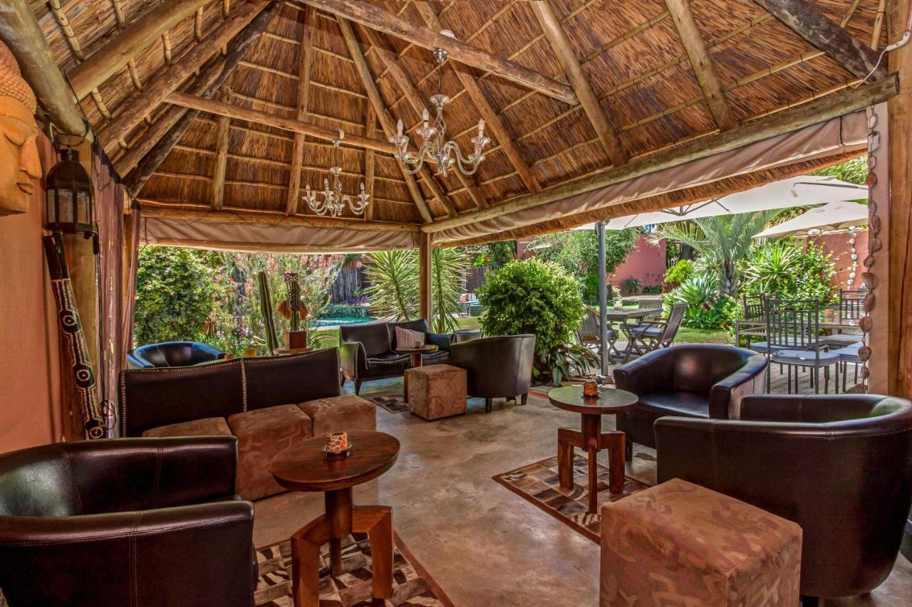 Sitatunga Guest Lodge โจฮันเนสเบิร์ก ภายนอก รูปภาพ
