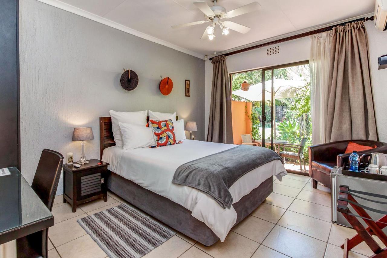 Sitatunga Guest Lodge โจฮันเนสเบิร์ก ภายนอก รูปภาพ
